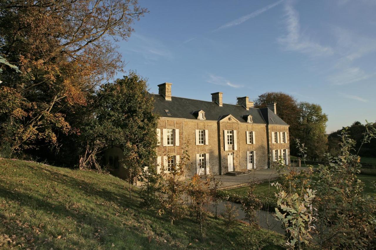 Manoir Du Mesnil De Bas Villa Bréhal Exterior photo